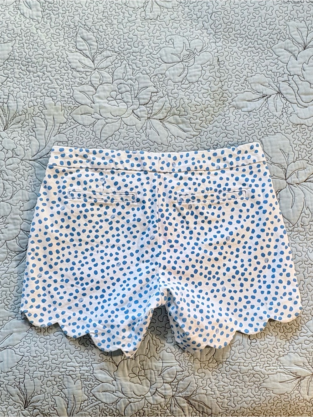 NWT Lilly Pulitzer Buttercup Stretch Shorts Zanzibar Blue Inverse Scalloped~4🧡 - Picture 3 of 11